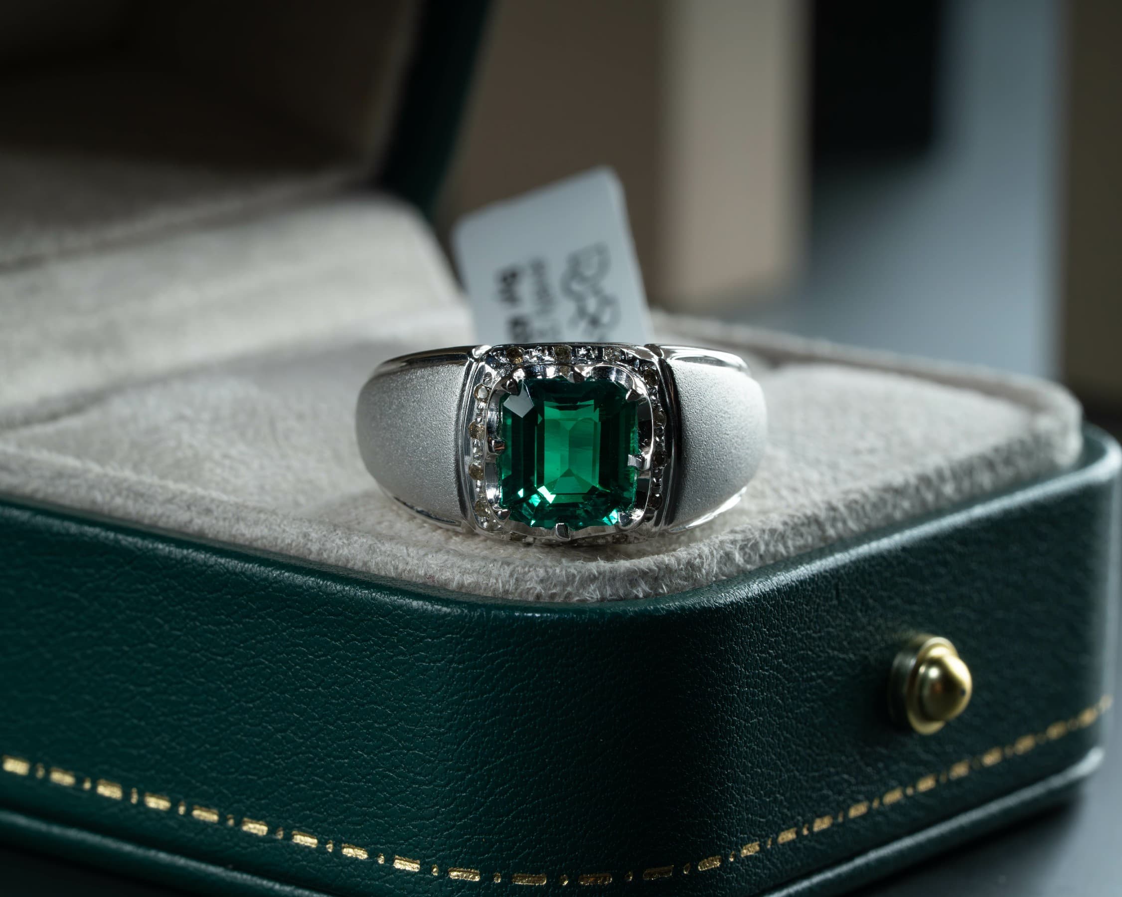 خاتم فضة متوّج بحجر البايرون مع ترصيع الماس - تشكيلة الرجال, خواتم رجالية, بايرون 