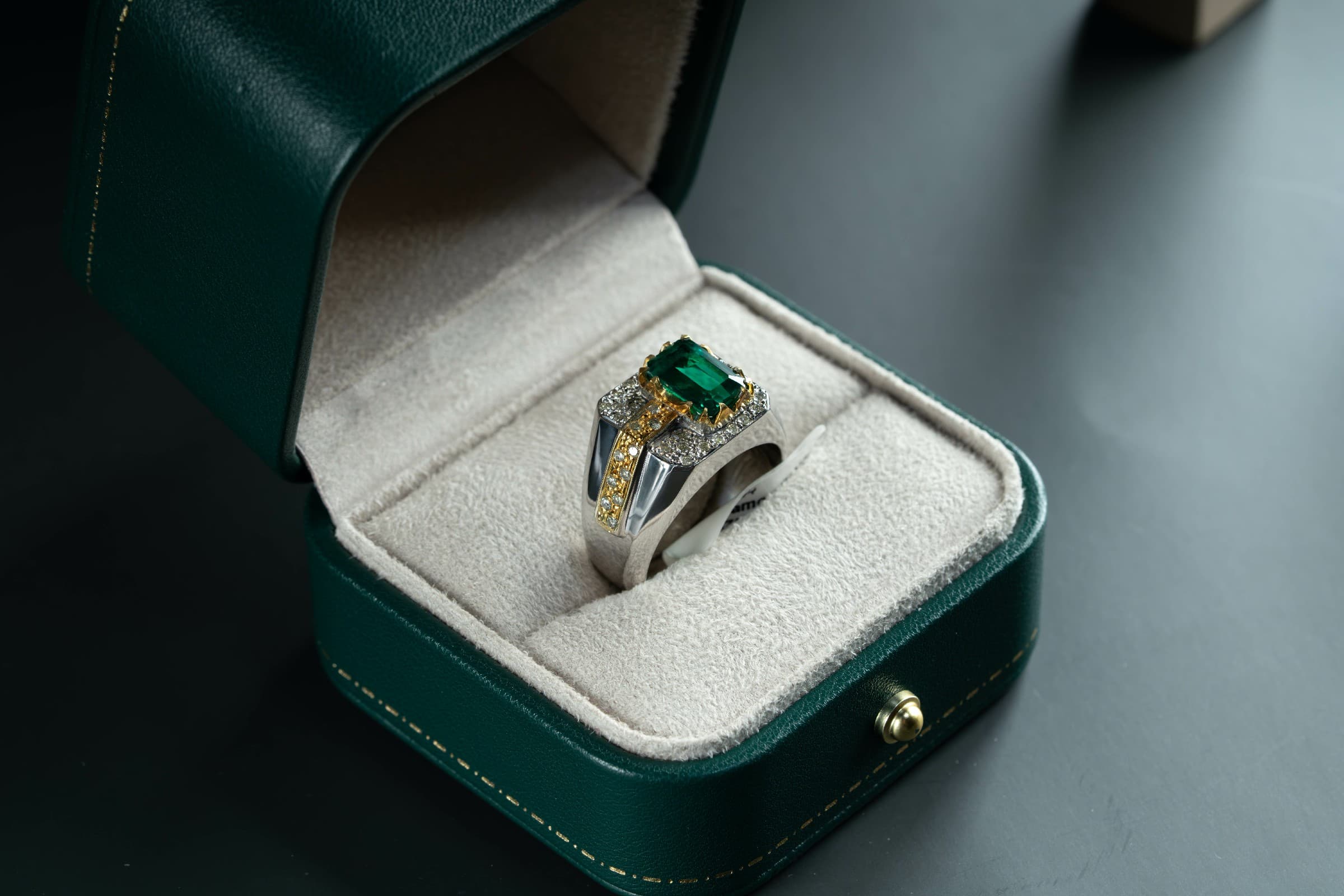 خاتم فضة صياغة يدوية بحجر اخضر أخضر ملكي مع ترصيع الماس - تشكيلة الرجال, خواتم رجالية, بايرون 