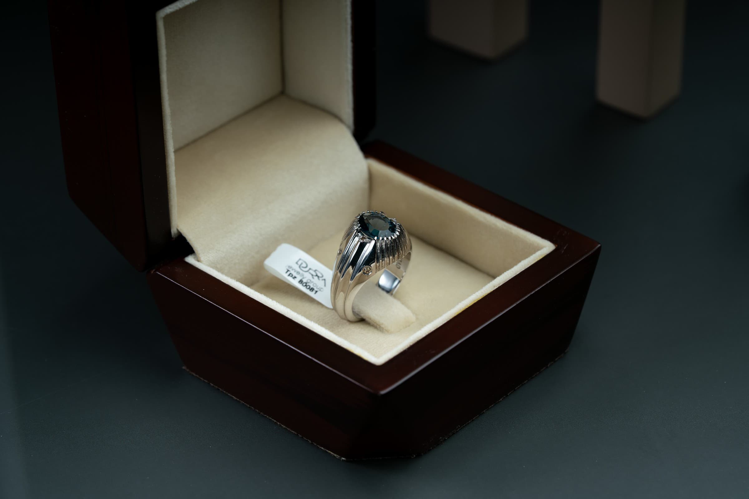 خاتم فضة بحجر توباز اللندني مع ترصيع الماس - تشكيلة الرجال, خواتم رجالية, توباز