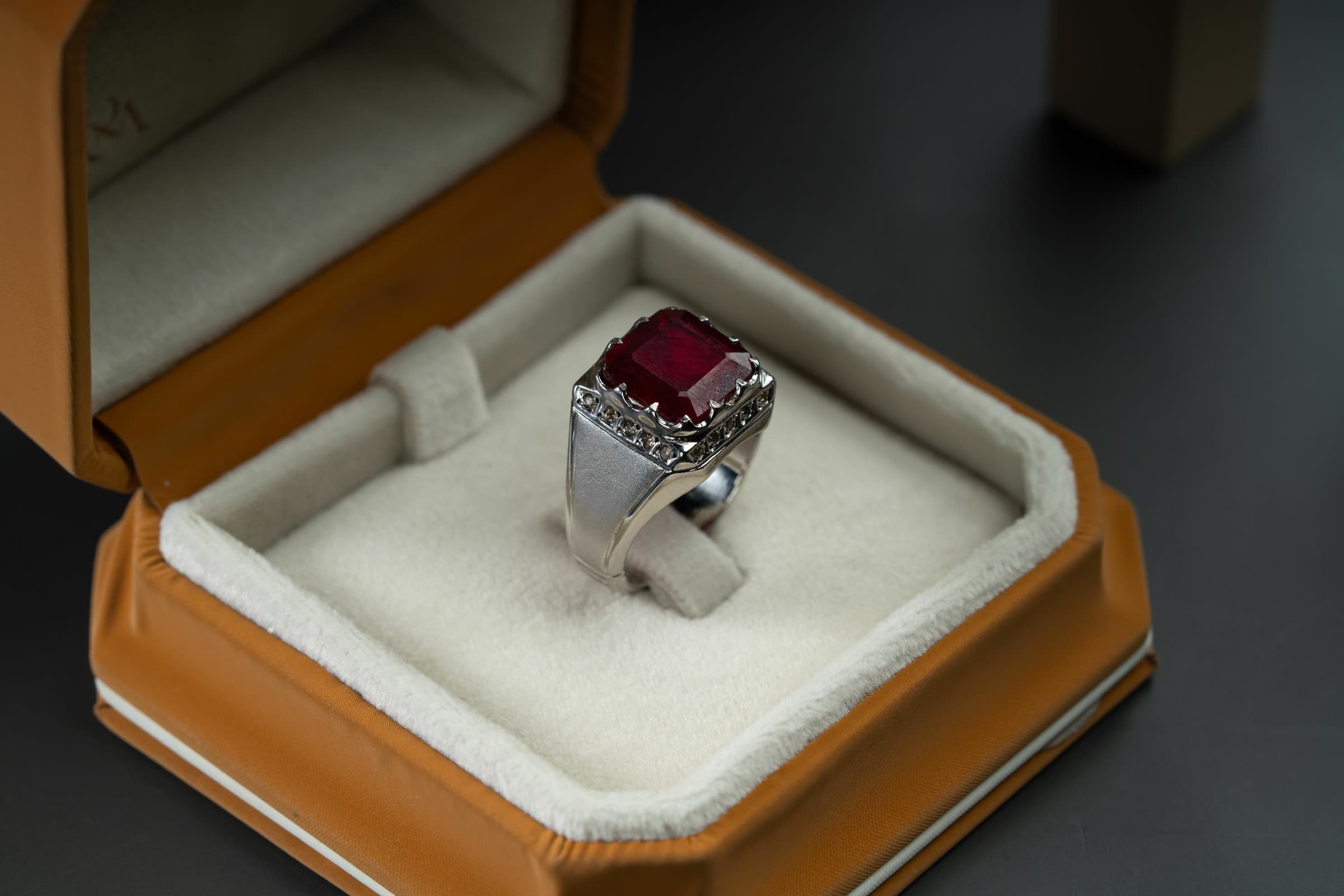 خاتم رجالي فضة بحجر الياقوت الافريقي الأحمر - تشكيلة الرجال, خواتم رجالية, ياقوت