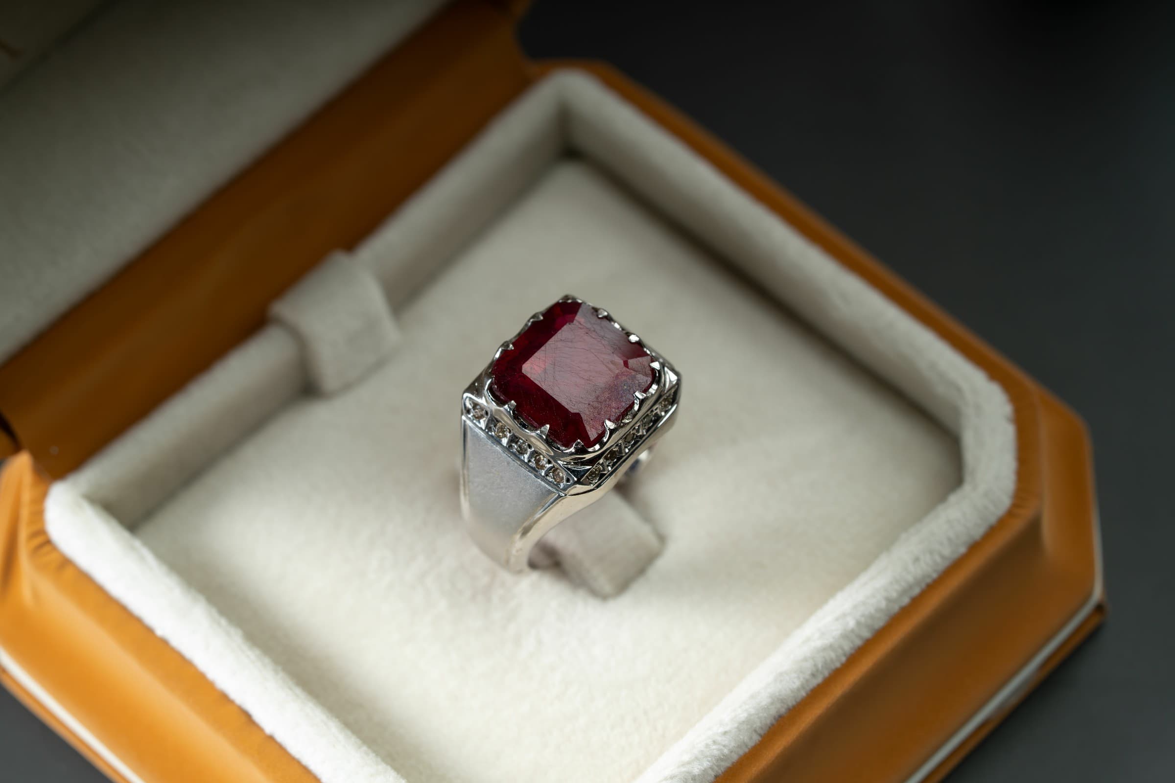 خاتم رجالي فضة بحجر الياقوت الافريقي الأحمر - تشكيلة الرجال, خواتم رجالية, ياقوت