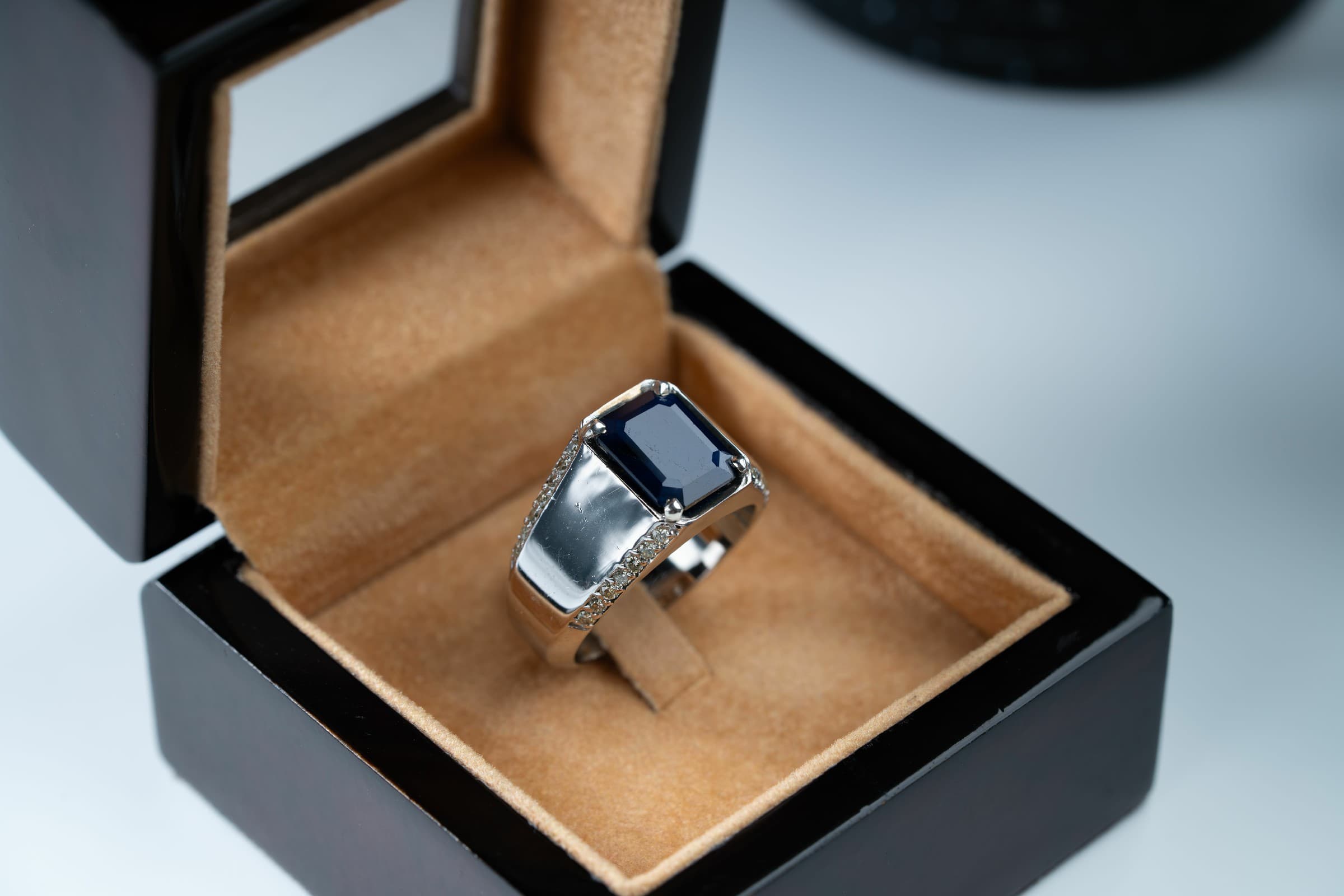 خاتم فضة صياغة يدوية بحجر الزفير الافريقي مع ترصيع الماس - تشكيلة الرجال, خواتم رجالية, زفير 