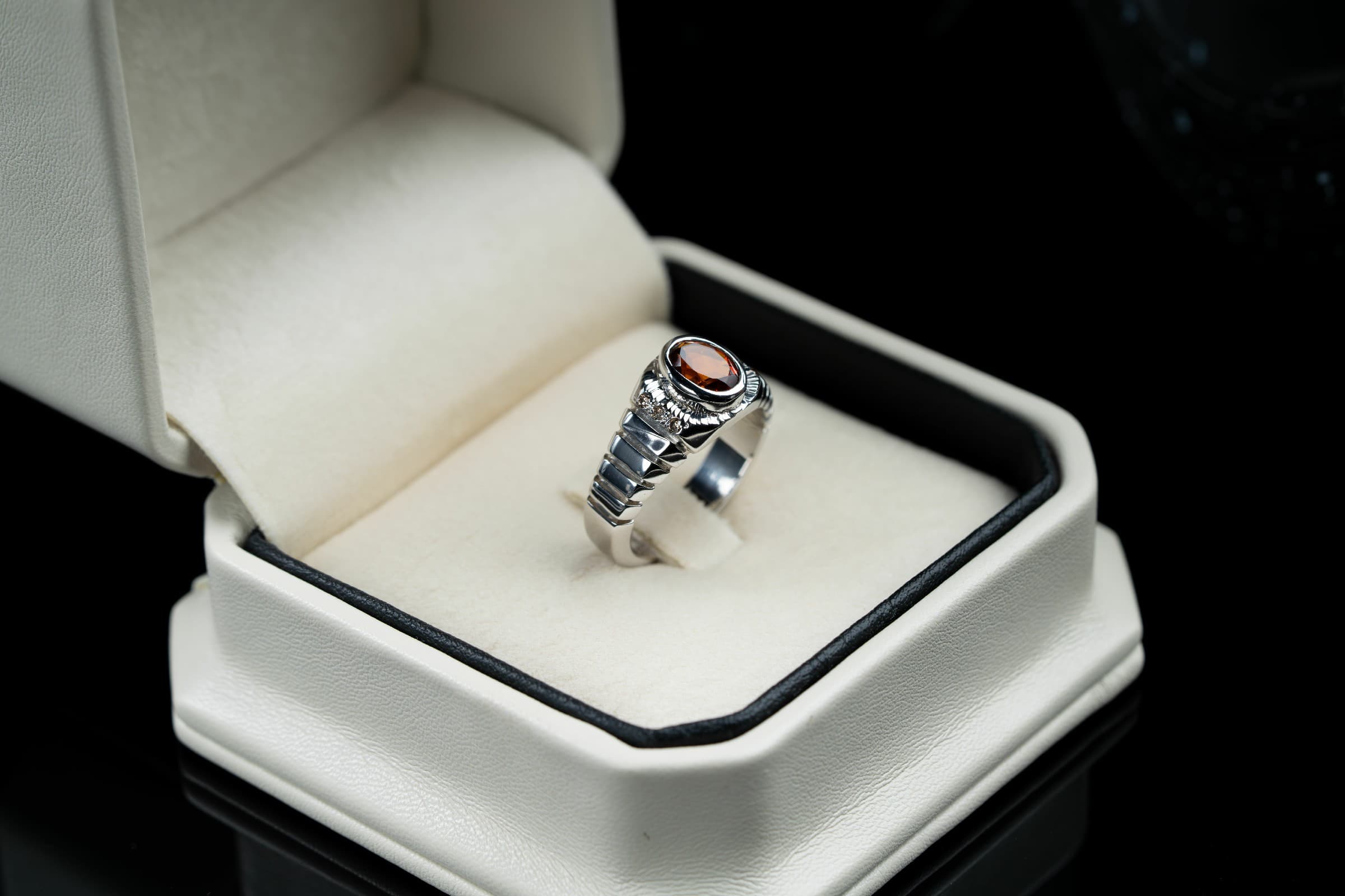 من نوار الوان حجر السترين بخاتم فضة مصاغ يدوي بالكامل مع ترصيع الماس - تشكيلة الرجال, خواتم رجالية, سترين