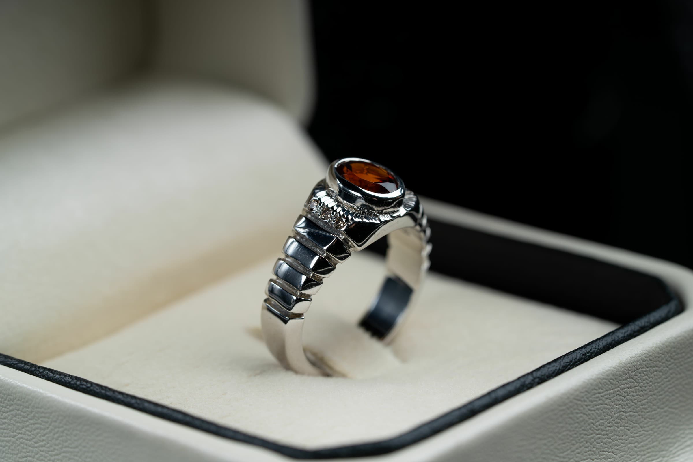 من نوار الوان حجر السترين بخاتم فضة مصاغ يدوي بالكامل مع ترصيع الماس - تشكيلة الرجال, خواتم رجالية, سترين