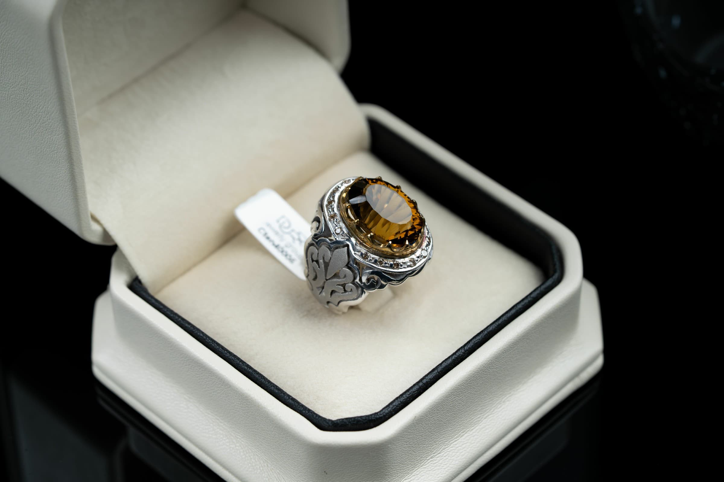 خاتم بصاغة فخمة بحجر السترين الملكي مع ترصيع الماس - تشكيلة الرجال, خواتم رجالية, سترين