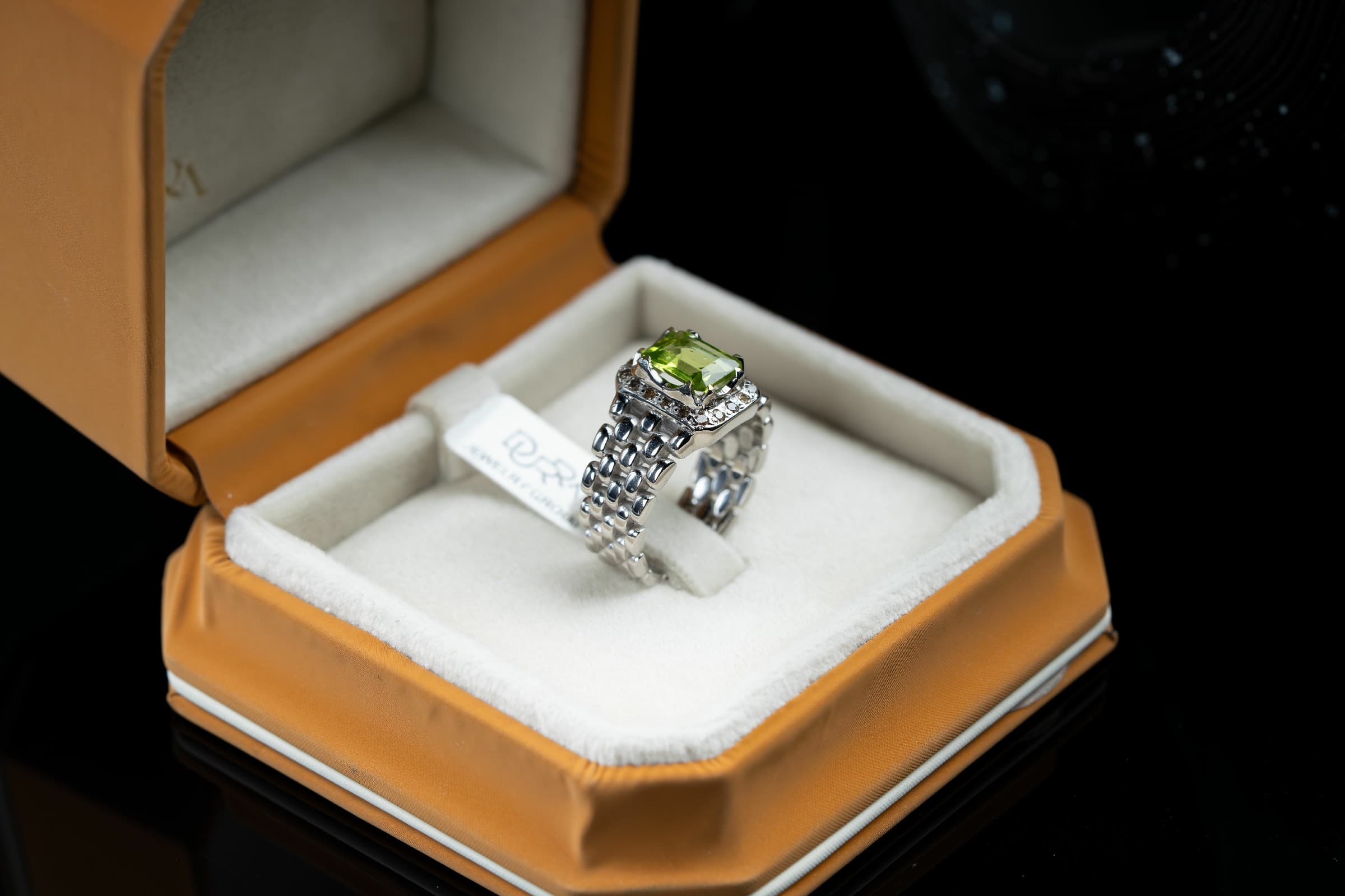 خاتم فضة بصياغة رولكس بحجر الزبرجد الأخضر مع ترصيع الماس - زبرجد, خواتم رجالية, تشكيلة الرجال