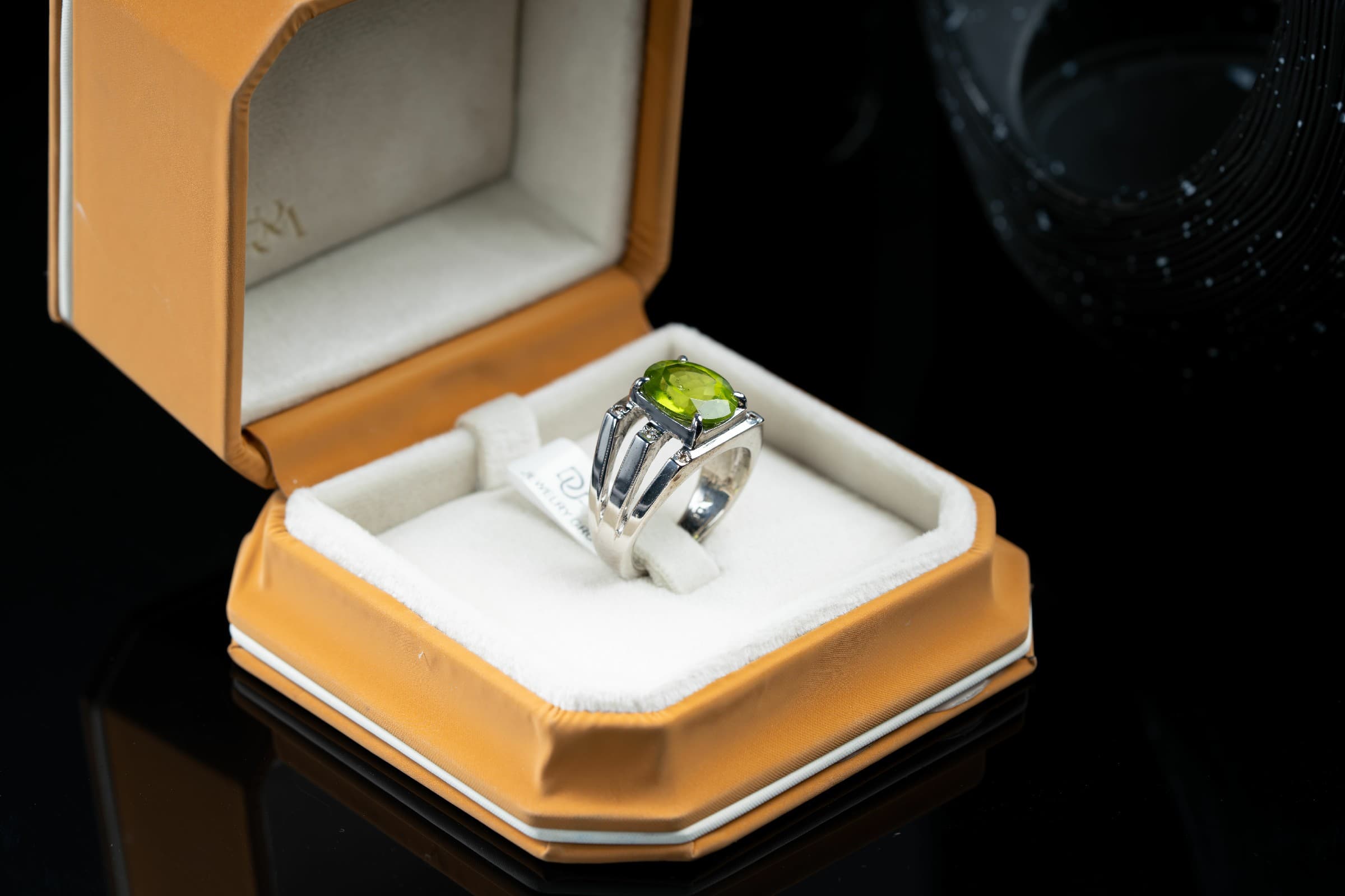 خاتم فضة مرصع بحجر الزبرجد الأخضر وترصيع الماس - زبرجد, خواتم رجالية, تشكيلة الرجال