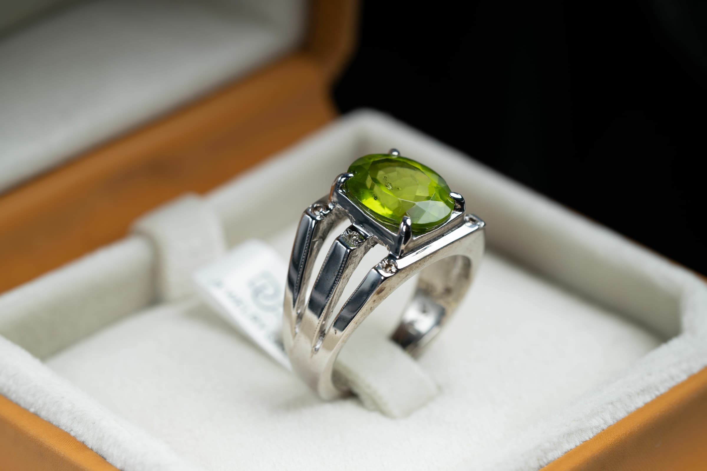 خاتم فضة مرصع بحجر الزبرجد الأخضر وترصيع الماس - زبرجد, خواتم رجالية, تشكيلة الرجال