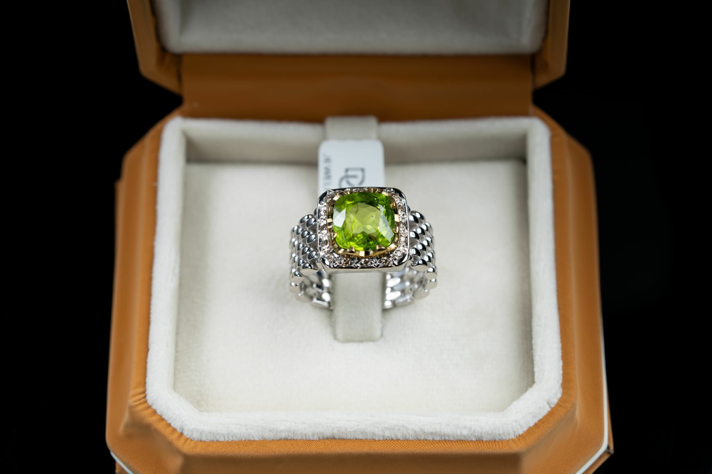 خاتم مميز رولكس صياغة يدوية بحجر الزبرجد مع ترصيع الماس - تشكيلة الرجال, خواتم رجالية, زبرجد