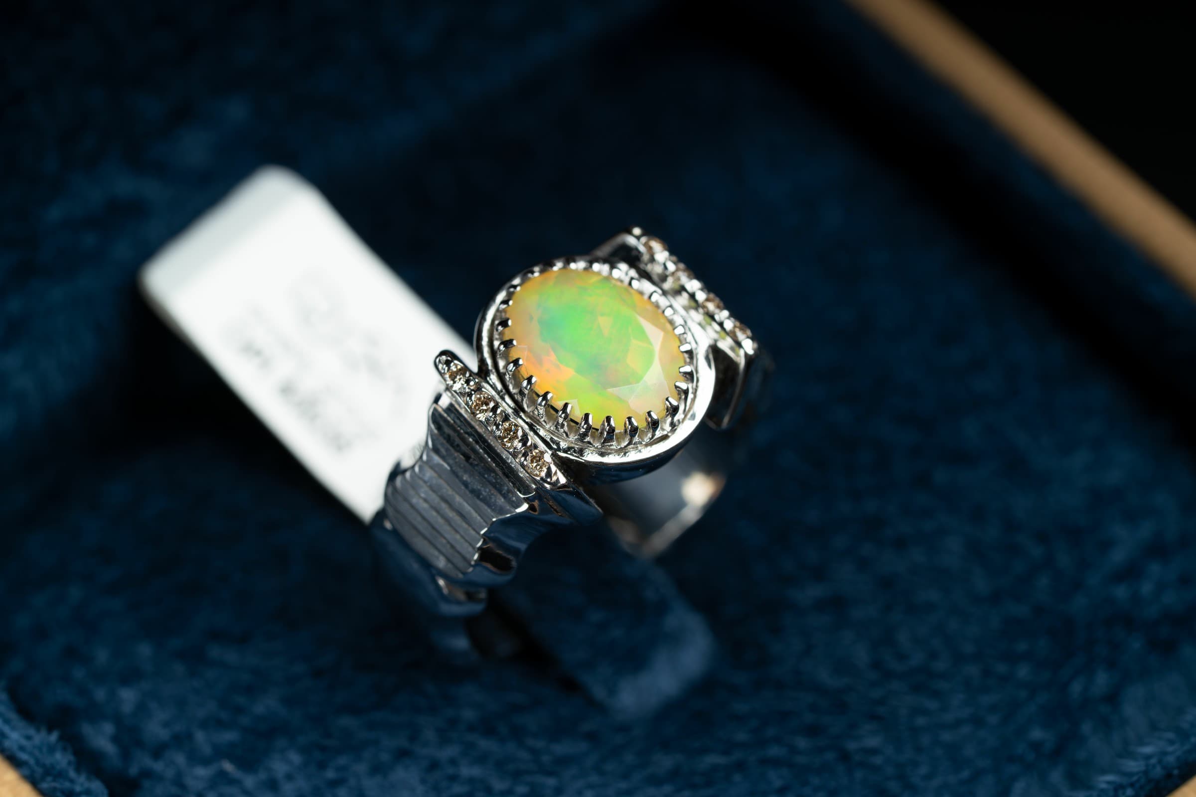 خاتم فضة رجالي بحجر الأوبال مع ترصيع الماس - تشكيلة الرجال, خواتم رجالية, أوبال أثيوبي