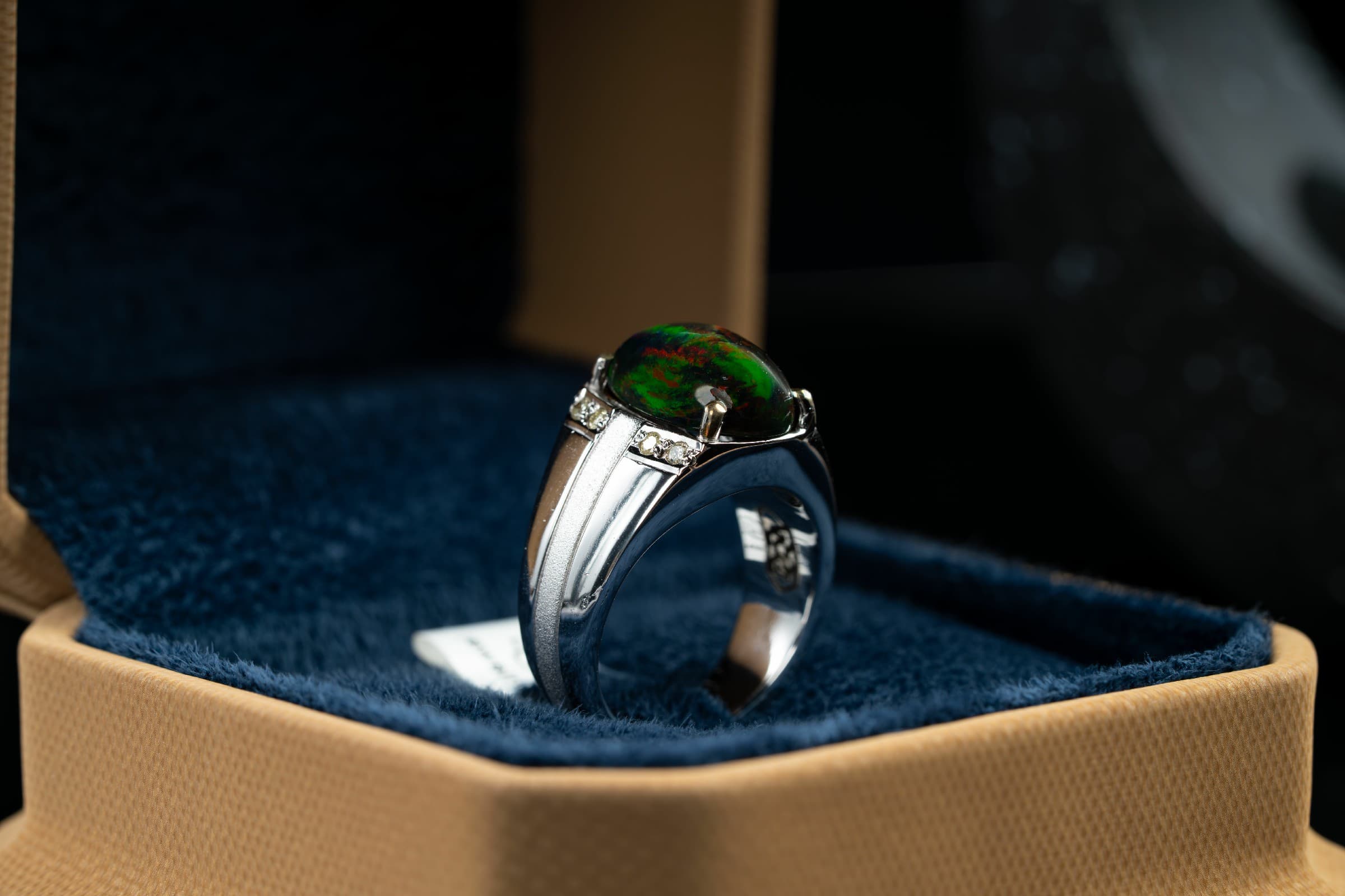 خاتم فضة صياغة يدوية مرصع بحجر أوبال الناري مع ترصيع الماس - تشكيلة الرجال, خواتم رجالية, أوبال أثيوبي