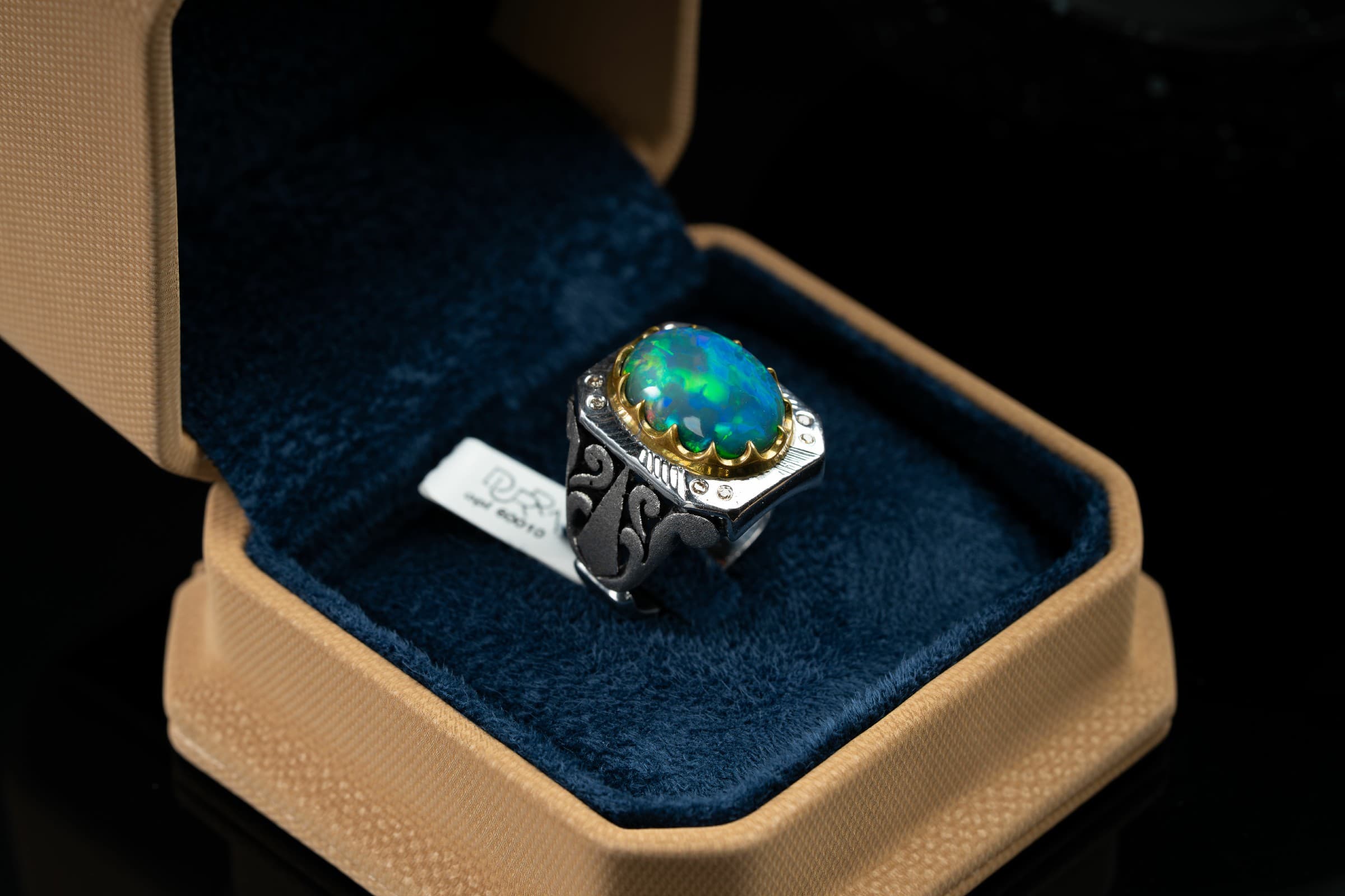 خاتم فخم صياغة يدوية بحجر الأوبال الفاخر  - تشكيلة الرجال, خواتم رجالية, أوبال أثيوبي