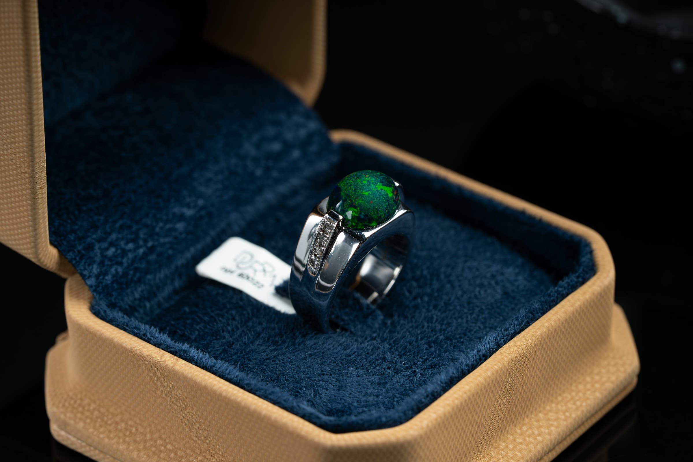 خاتم فضة مرصع بحجر الاوبال الاثيوبي والالماس - تشكيلة الرجال, خواتم رجالية, أوبال أثيوبي